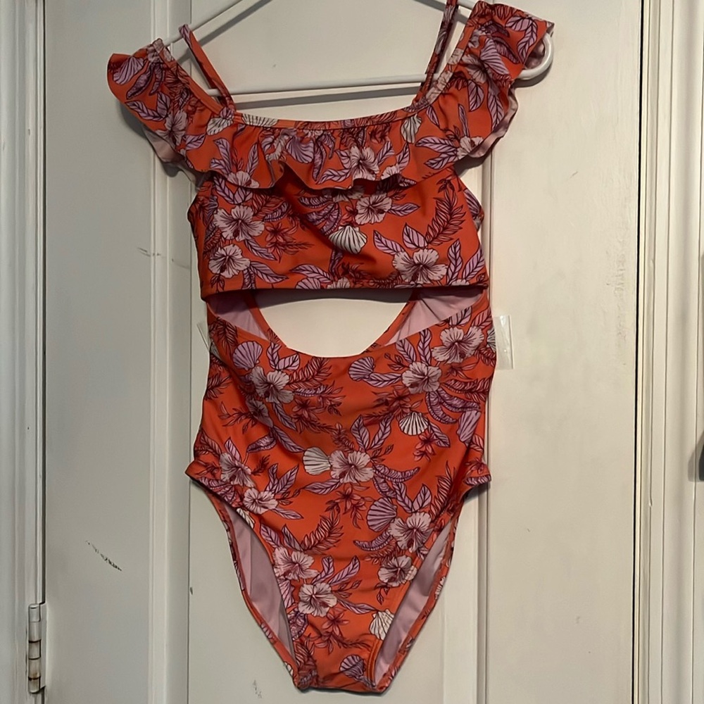Art Class size XLARGE orange with floral design swimsuit. LIKE NEW